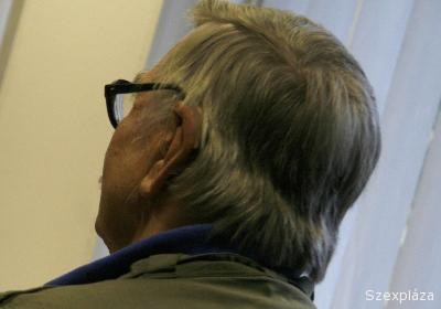 Pedofil albérlő a bíróságon