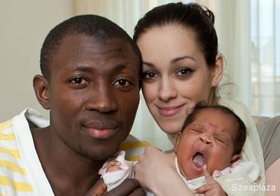 Shodeinde Dorka mehet nigériai férjéhez karamellbabázni