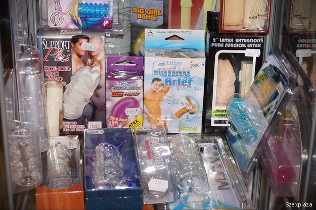 penisz-kellekek-szexshopban