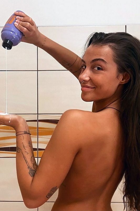 Tóth Andi pornó nem található a neten, de meztelen képek igen
